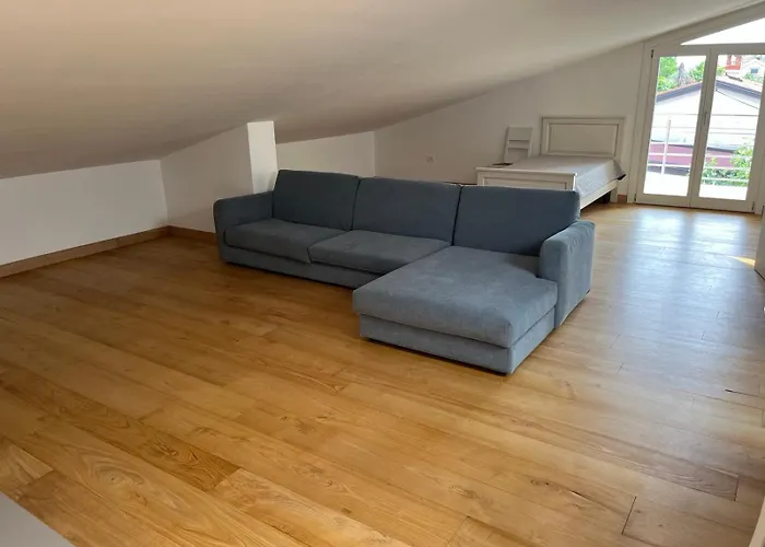 아파트 Lana 우마그